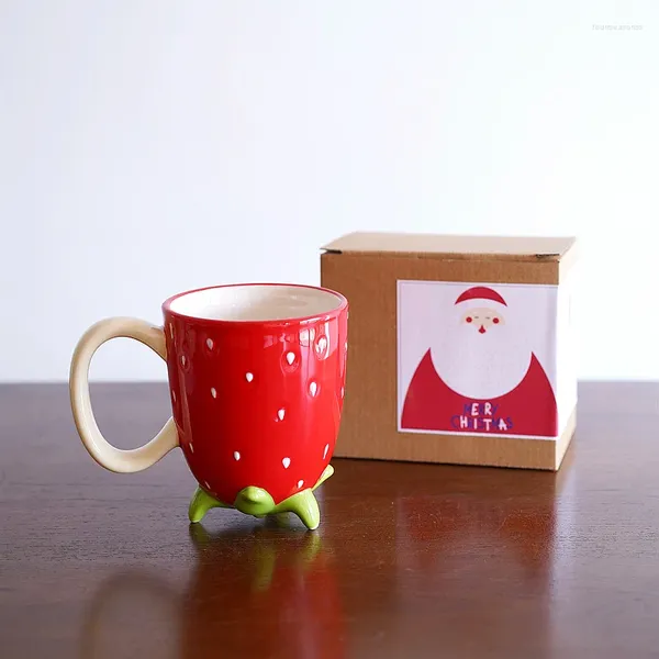 Tasses mignonnes et créatives en forme de fraise, tasse en céramique, tasse de dessin animé, cadeau pour fille d'eau féminine