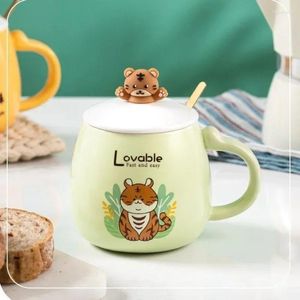Mokken schattige tijger keramische mok premium cartoon water beker kawaii kopjes koffie paar cadeau voor thee origineel ontbijtdrankware