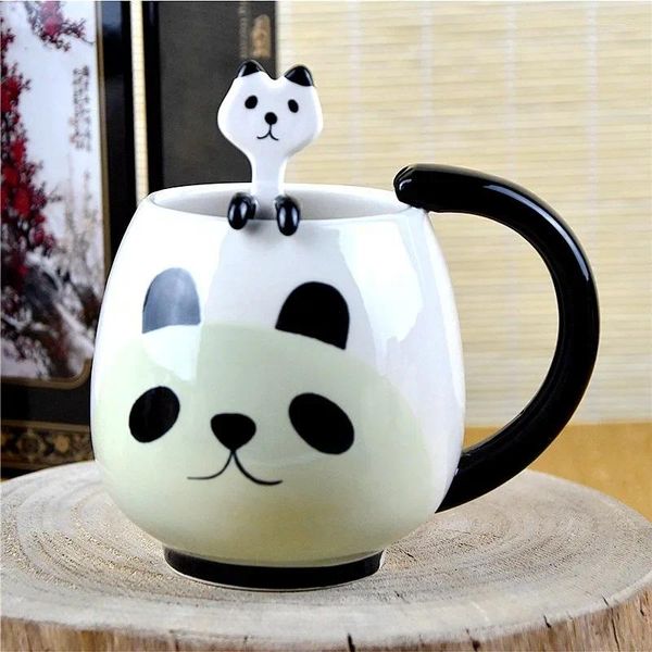 Tazas Drinkware Lindo Cartoon Animal Ceramic Taza de agua pintada a mano para tazas de té Coffee Viajes originales Go set