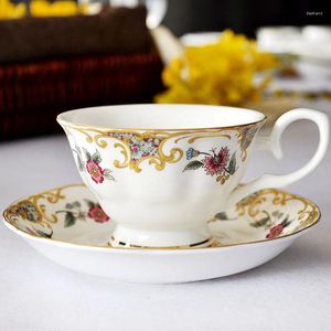 Tasses européennes Bone China Coffee Set Creative Simple Cercic Circle Dish Afternoon Afternoon TEA Milk Cup 200ml