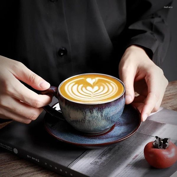 Tazas European Noble Bone China Coffee Coffee Saucer Spoon Juego de cerámica Taza de cerámica de lujo Café de té de porcelana