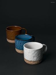 Mokken Europese stijl Antiek grove aardewerk Mok Creatieve liefhebbers Keramiek Simple Home Exquise Texture Literary Cups Coffee Cups Coffee Cups
