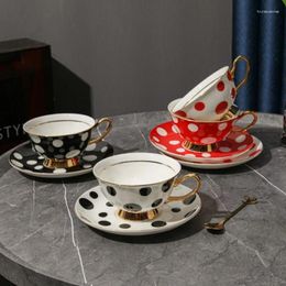 Tazas Caza de café con china de hueso de lunares de lunares en blanco y negro de estilo europeo-Taza de té de lujo de 200 ml de lujo para la tarde de lujo para