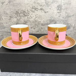 Mokken Europese stijl Bone China roze koffiekopje grote capaciteit Afternoon tea Ceramic Gift Box 230817