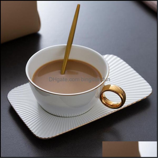 Tasses Européenne Blanc Bone China Coffee Cup Set Rectangar Plate Avec Cuillère Haute Couleur Latte Afternoon Cups Gift Drop Delivery Home Gar Dhbbt