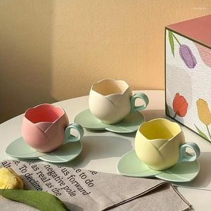 Tasses de fleurs en forme de café en forme de café et d'assiette tasses créatives