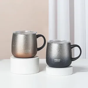 Tasses gradient tasse vide tasse de tasse de tasse masculine et féminine 304 tas de thé portable en acier inoxydable avec couvercle de poignée