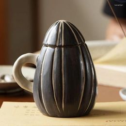 Tazas Taza de cerámica tallada a mano con tapa Exquisita Creativa Avanzada Modelado de semillas de melón Resistencia a altas temperaturas Taza de té de café linda