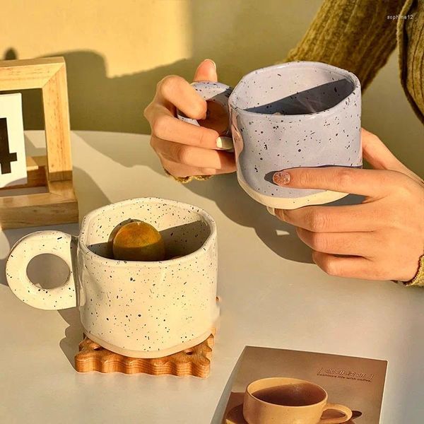 Tazas manejan el café Café de cerámica Espresso Porcelana de té Copas divertidas Regalos personalizados TAZA DE CAFE SET
