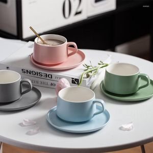 Mokken Ins Keramische Koffie Kop En Schotel Mat Glazuur Afternoon Tea Set Latte Bloem Europese Stijl Met Onderzetters Cups