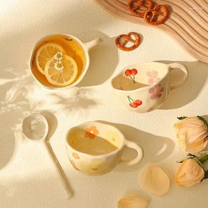 Tasses Ins-cintrer la coupe en céramique irrégulière tasse de café thé milaire coréen milléturier petit déjeuner de cuisine