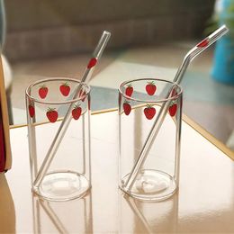 Кружки Ins Kawaii Style Клубничные очки, чашка для кофе, молока, воды, стеклянные чашки с соломинкой, прозрачные милые подарки для сока для девочек, женский набор 231023