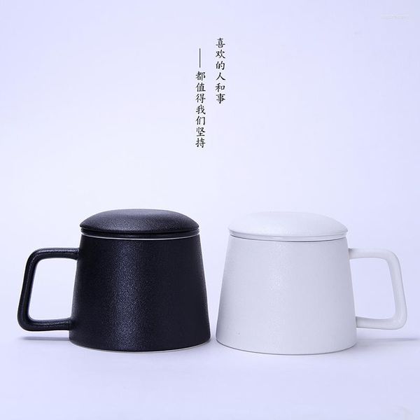 Tasses Style japonais Pottery Tea tasse r￩tro c￩ramique avec une pression de couverture Eau de grande capacit￩ cr￩ative simple fabricant