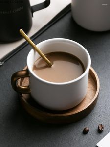 Mokken Japanse stijl Frosted Mini Coffee Cup en Saucer Set Persoonlijkheid Retro grote melk Huishoudelijk water Keramische mok