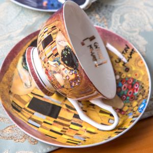 Mokken Klimt Oil Painting European Bone China Coffee Cup Set en Saucer met lepel 230818