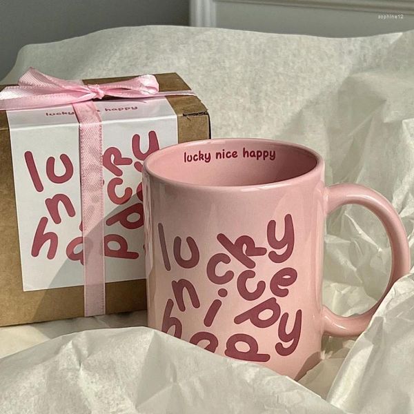 Tazas coreanas creativas románticas inglés color rosa crema de cerámica de cerámica pareja de regalo tazas tazas de café tazas