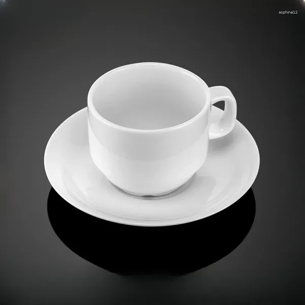 Tazas Milk Ceramic Coffee Copa Juego de desayuno blanco Té de la tarde Actividad de alimentos occidentales Regalo para el comercio exterior al por mayor