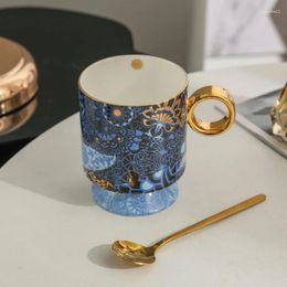 Tazas Taza de anillo de porcelana de hueso de alta gama de estilo marroquí, taza de café chapada en oro para el hogar, exquisito patrón de flores, cocina
