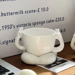 Tasses tasses en céramique maison à boire l'étudiant lait de café