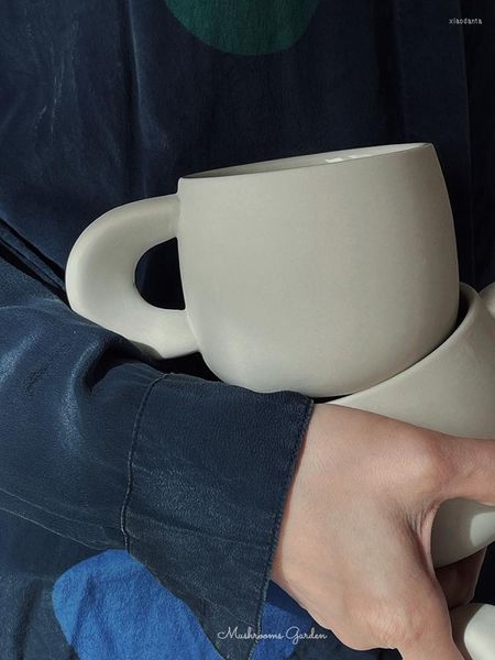 Tazas setas jardín nicho nórdico Simple Color sólido avanzado mate C-handle cerámica taza de café coreana de gran capacidad