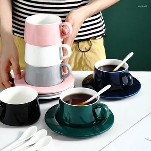 Tazas Nordic Simple Simple Bright Coffee Cup and Saucer Ceramic Flower Tea Milk Restaurant Restaurantes