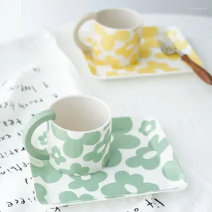 Tasses du nord de l'Europe en céramique tasse de bureau de bureau de fleur de fleur petit déjeuner tasses de lait simplicité tasse et soucoupe set décoration de maison moderne