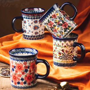 Mokken originele bloemen koffie mok kawaii mooie melkthee muesli porselein ontbijtbekers 400 ml keramische cup creatief cadeau voor vriend J240428
