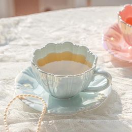 Tasses Pearl Petal Ceramic tasse café et soucoupe l'après-midi thé rouge blanc tasse de tasse de lait
