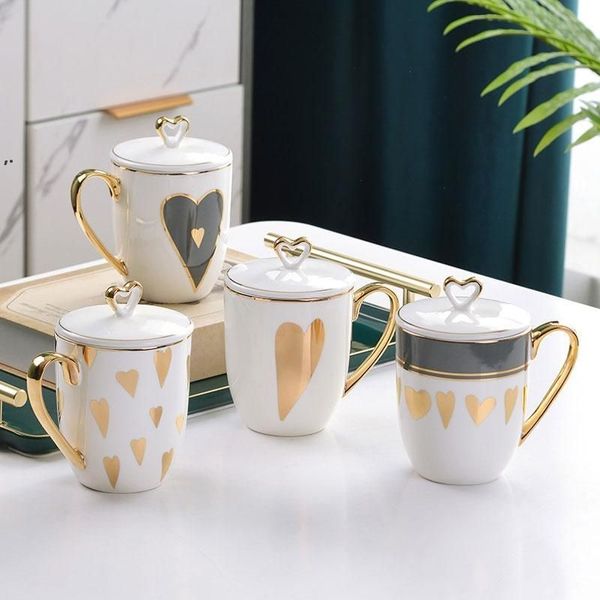 Tasses Jolie tasse de coeur avec couvercle porcelaine or décoration mignon café thé lait tasse bureau Drinkware anniversaire Gfit GCB16463