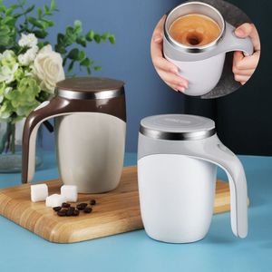 Tasses Tasses à café magnétiques rechargeables Tasse à agitation automatique Poignée Tasse à lait rotative électrique Tasse à eau magnétique en acier inoxydable 230607