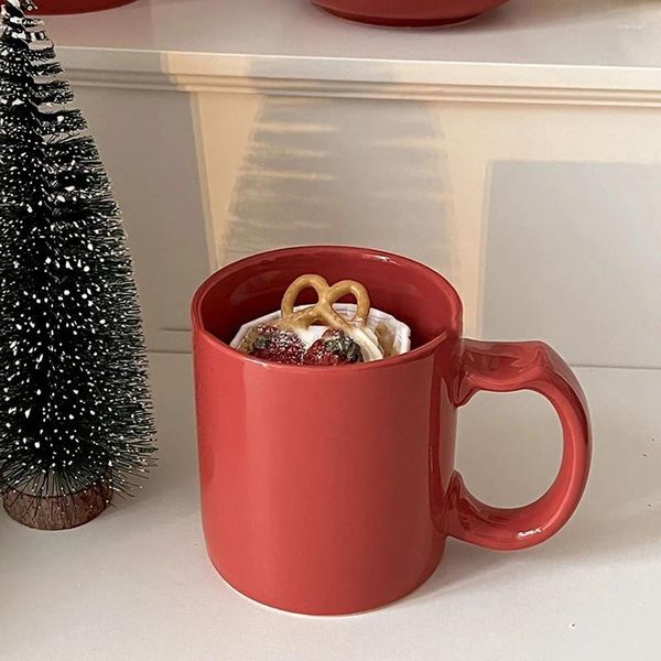 Tazas Taza de cerámica roja Color sólido Desayuno simple Leche Bebida para el hogar Taza Regalo de Navidad Drinkware