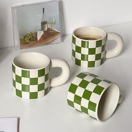 Tasses rétro tasse à café vert damier tasse en céramique avec poignée Style coréen dénoyauté Latte Couple eau thé tasses cadeaux