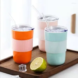 Tasses Tasse de tasse pratique en céramique simple et portable de grande capacité Eau rouge nette de haute couleur avec couvercle