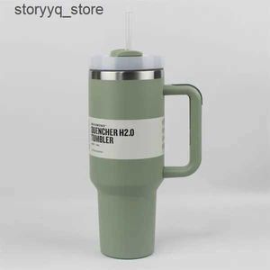 Mokken Stanleiness Mokken Nieuwe 40oz mugs Tumbler met handvat geïsoleerde tuimelaars deksels stro stalen koffie termos beker met stan bj3n q240516