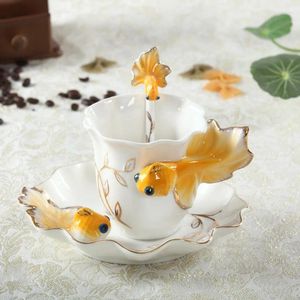 Mugs Tumbler Water Glass Cup Email Goldfish Coffee Cups Cute Milk Mok Set Kawaii European S -bril herbruikbare geschenkbloemen