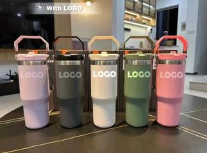 Mugs US Stock avec bouteilles d'eau 20oz 30 oz tasses de préservation thermique gobelets en acier inoxydable Capacité durelle de voyage