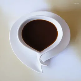Mokken Valentijnsdag Gift Europeaan Simple Comma Coffee Cup en bord Set Creatieve keramische ontbijtmelkthee