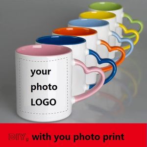 Tasses En gros 30 pcs/lot personnalisé imprimé tasse à café photo coeur poignée Type personnalisé tasse en céramique 350 ml 12 oz cadeau promotionnel tasse 231120