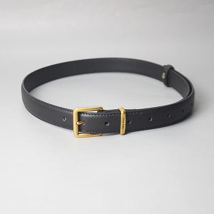 mui mui ceinture style rétro européen et américain MUI lettre ceinture en cuir pour femmes peau de vache boucle en métal doré ceinture ins style jeans ceinture