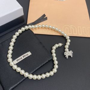 MUI MUI collier/bracelet luxe M lettre noeud collier de perles tempérament femme chaîne de clavicule