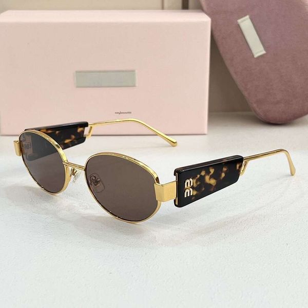 Mui Mui Lunettes de soleil pour femmes Designer Top Quality Fashion Round Volume Personnalisé VOYAGE CAT Cat Eye Spicy Girl Sunglasses Anti UV Driving Street Photo