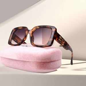 Lunettes de soleil Miui Même style Instagram à la mode Instagram Sunglasses pour femmes Ultraviolet avancé Nouvelle vitre