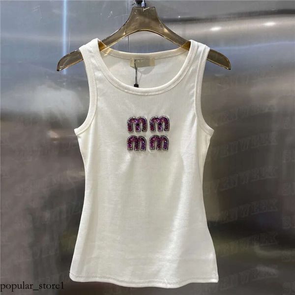 Mui Mui Camiseta sin mangas Tanques de diseñador Tops Chalecos recortados Camisetas de mujer Letra de diamantes de imitación de lujo Camisetas sin mangas Chaleco deportivo de yoga 351