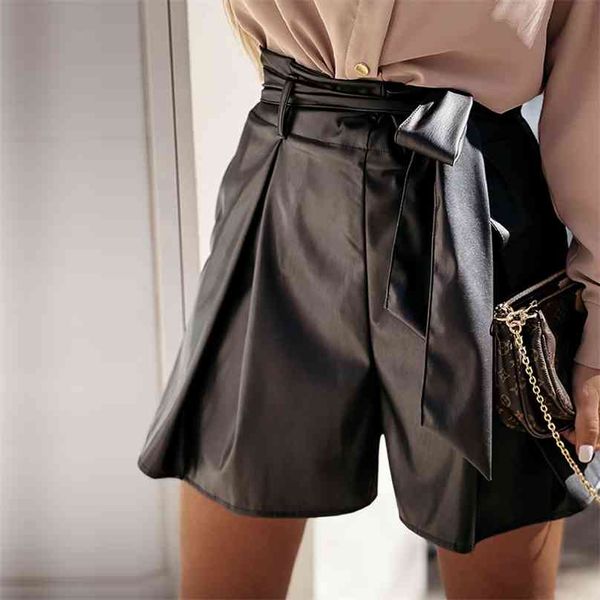 Muiches décontracté taille haute ceintures en cuir PU Shorts femme élastique solide travail quotidien basique pantalon court été 210719