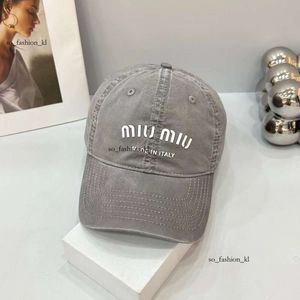 MUIMUI Baseball Cap Women Man 14Colors Fashion Hens and Womens Summer Leisure Versatiele Hat Protective Retro Classic Hatsp 946 Mui-Mui Cap