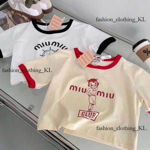 Muimui T-shirt Designer Women Fashion au début du printemps Nouvelle décoration de strass purs coton pur T-shirt à manches courtes 3043