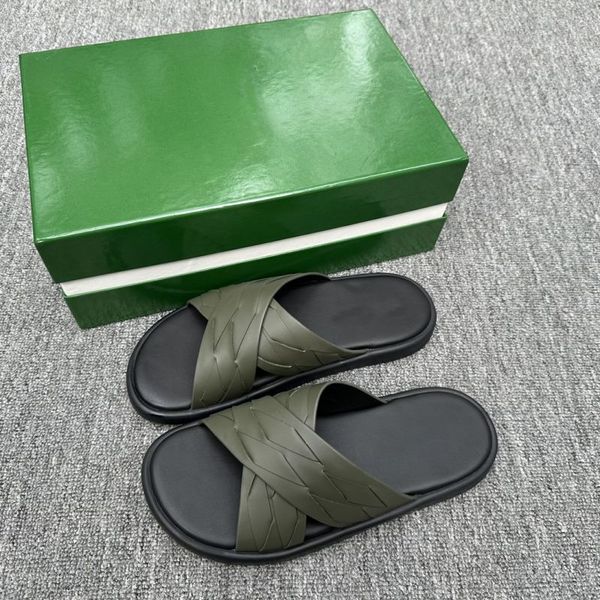 Mulas Slippers Diseñador Sunday Mule Men Slippers Luxury Ternfskin Flip Flop Anti Slip Wear Sole Sandalias de moda Sandalias de diseñador