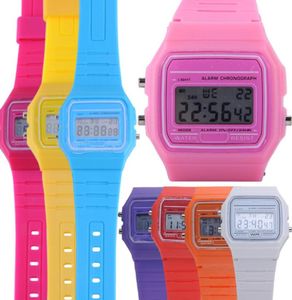 Multi Candy Color Alarm Stopwatch Fashion Digital Rubber Rubber Silicone Pols Watch Girls Ladies Dames dames Chmh1058709869