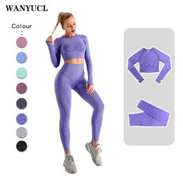 Multi-couleur 2 PCS Seamless Yoga Set Workout Gym Femmes Vêtements Fitness Court Crop Top Taille Haute Leggings Shorts Sport Costumes 210813