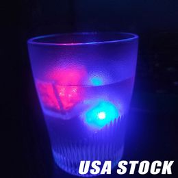 Multi couleurs Mini Décoration Romantique Lumineux LED Glaçon Artificiel Flash Lumière De Mariage Décoration De Fête De Noël 960PCS / LOT